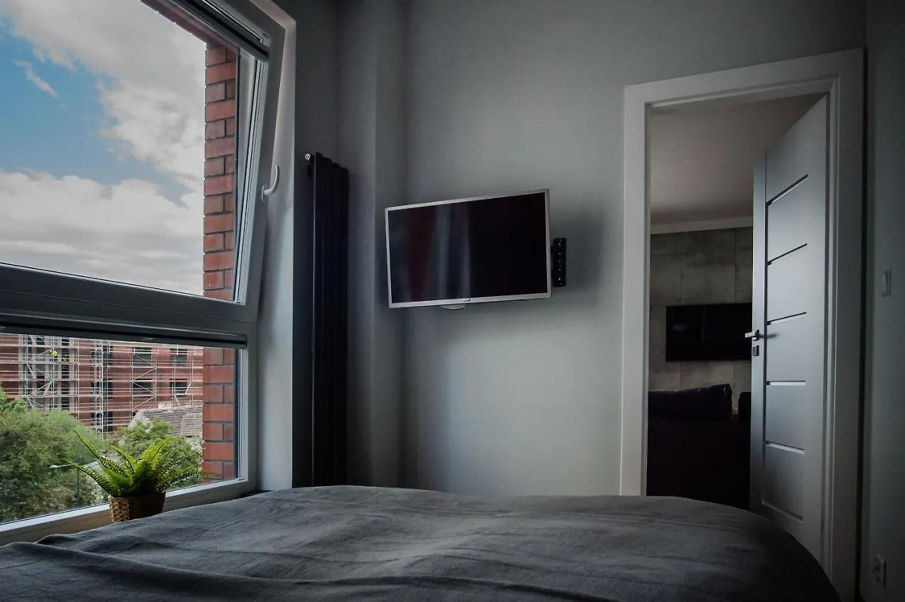 Shipyard Gdansk Apartment - Free Private Parking